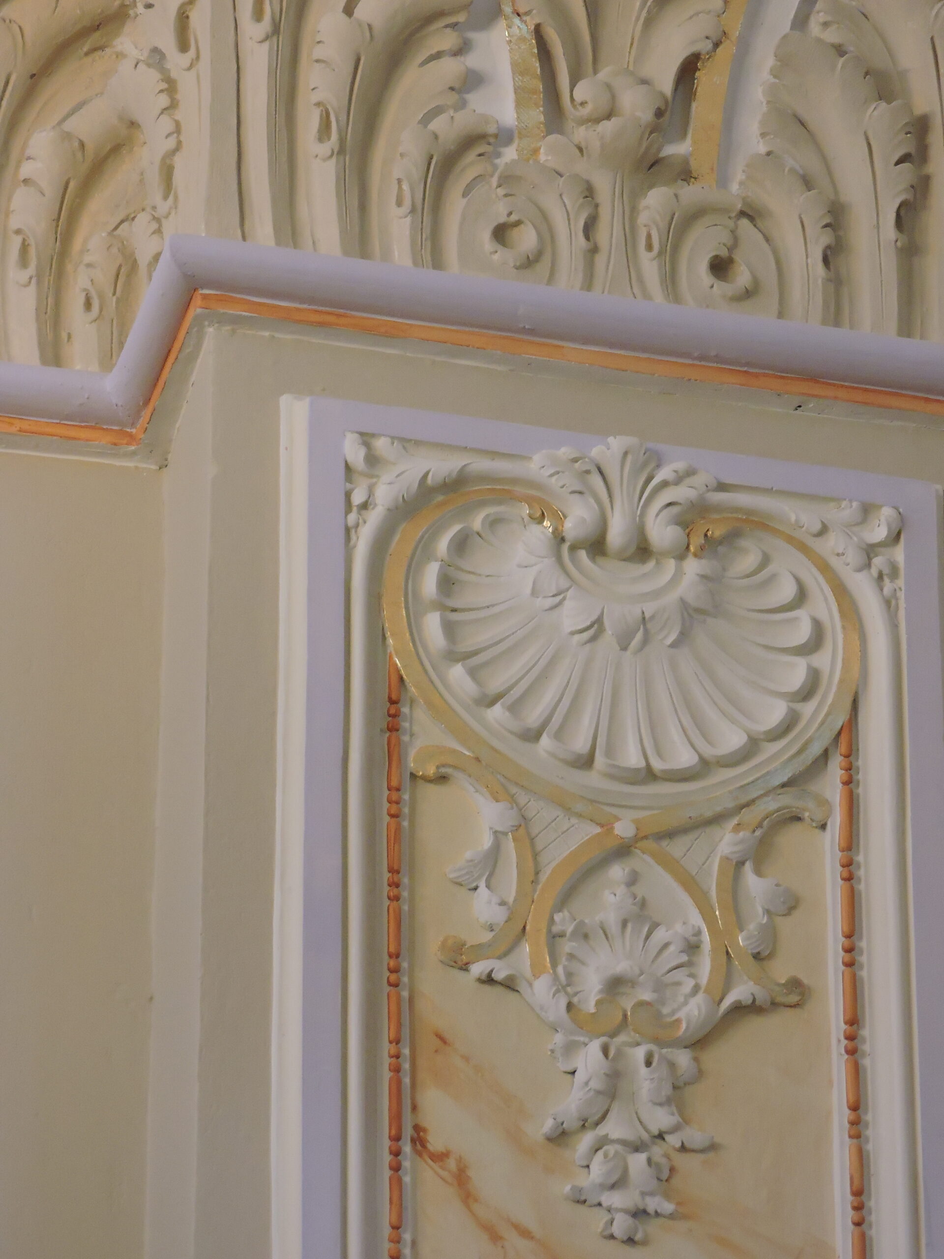 Pose feuille or décoration intérieur Haute-Savoie
